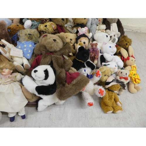 93 - Soft toys and Teddy bears: to include an example with mobile limbs  11