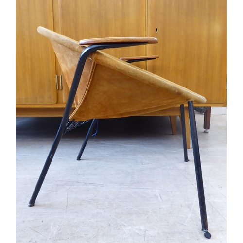 127 - A circa 1960s balloon chair by Hans Olsen for Lea Design