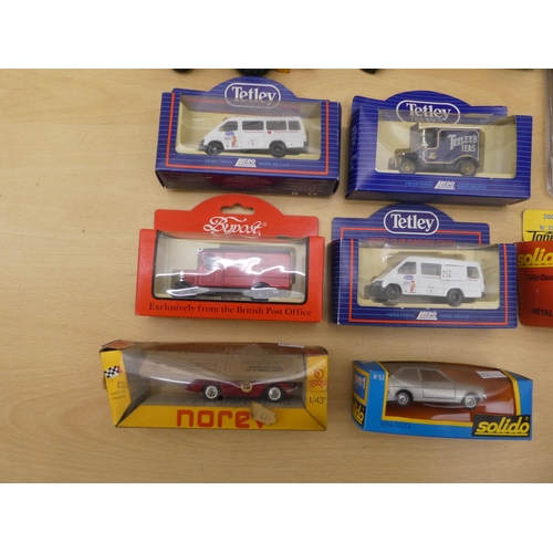 252 - Diecast model vehicles: to include a Ford 550 Tractor  boxed