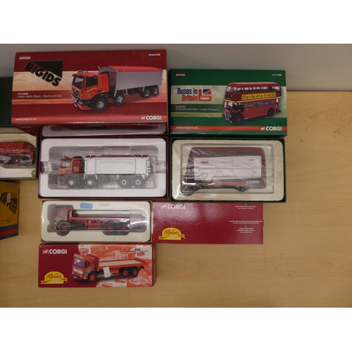 267 - Corgi diecast model vehicles: to include a No.98455 Truck  boxed