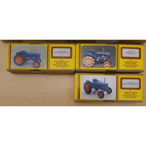 284 - Diecast model vehicle kits: to include examples by 'A Smith Auto Models' and 'Scalectown Models'&nbs... 