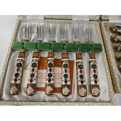 59 - A set of six (as new) Crown Derby porcelain and stainless steel knives and forks, decorated in the I... 