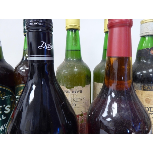 89 - Thirteen various bottles of sherry and liqeurs: to include a bottle of Prestige & Tradition L'he... 