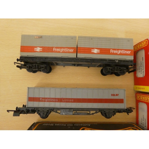 40 - 00 gauge model railway accessories: to include a Bachmann passenger coach  boxed