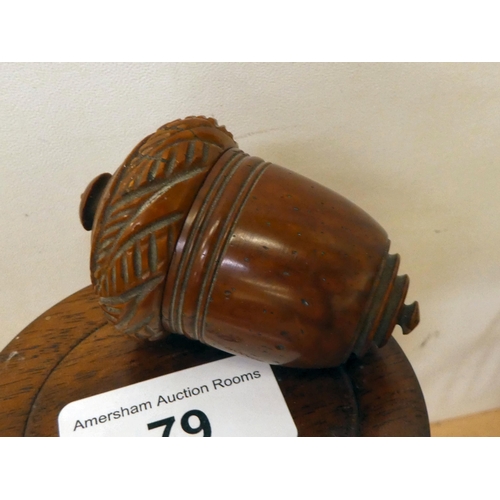 79 - Treen collectables: to include a mahogany egg timer  6