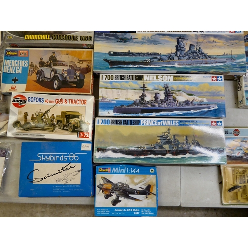 105 - 1/700, 1/144 and other scale model kits: to include a 'Junkers Ju-87B Stuka' by Revell; and 'British... 