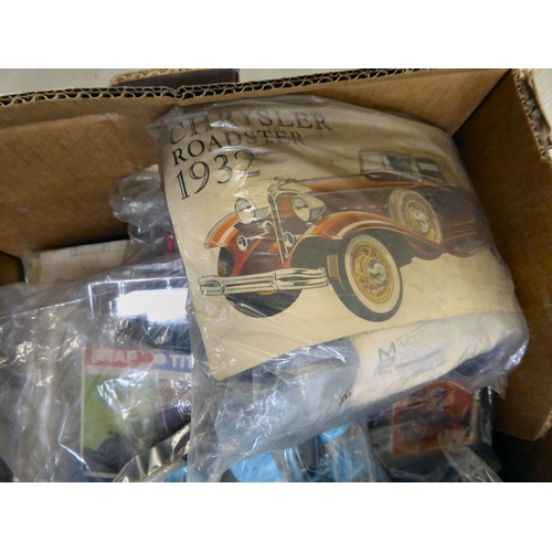 110 - Model kits  various scales: to include a '1914 Dennis Fire Engine' by Airfix; and a 'Chrysler R... 