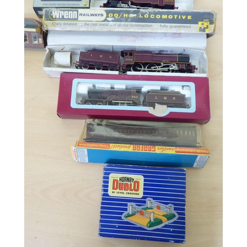 230 - Hornby, 00 gauge and other model railway related accessories