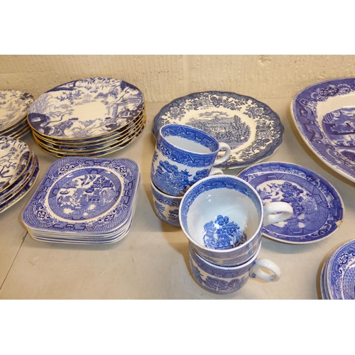 78 - Blue and white ceramics: to include Royal Crown Derby china plates  6