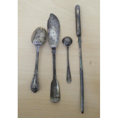 144 - Small silver items: to include a marrow scoop; and other flatware