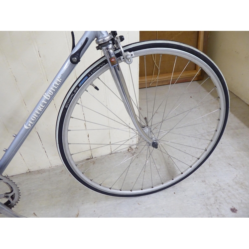 23 - A Geoffrey Butler 12 gear racing/road bicycle with 700c wheels