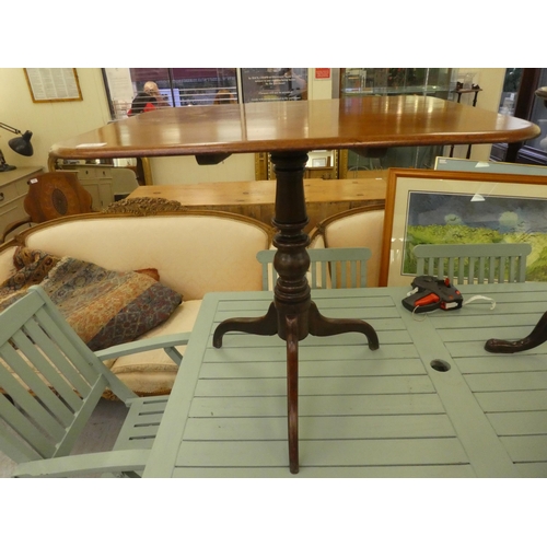 237 - A late Victorian mahogany tip-top pedestal table, raised on a later turned column and tripod base&nb... 