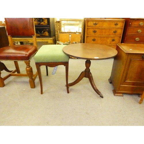 284 - Edwardian and later furniture: to include a string inlaid mahogany music stool