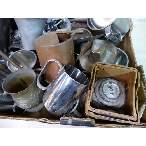 73 - Mainly 20thC metalware: to include pewter tankards