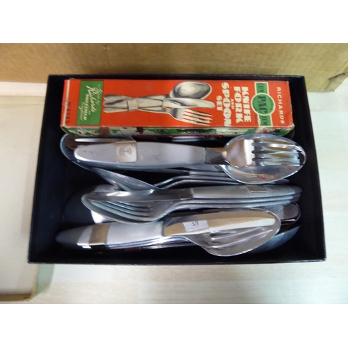 75 - Variously patterned nickel, steel and EPNS cutlery and flatware