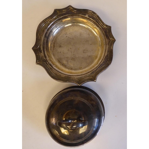 244 - A silver muffin dish with cover and liner, a raised piecrust border  indistinct Chester mark 1916  8... 