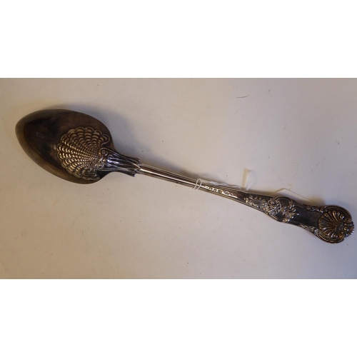 250 - A Georgian silver Queen's pattern serving spoon  indistinct marks  (approx. 6.7 ozs)