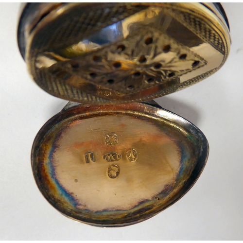 90 - A part conch shell oval vinaigrette with a silver mounted hinged lid, enclosing a gilded, engraved a... 