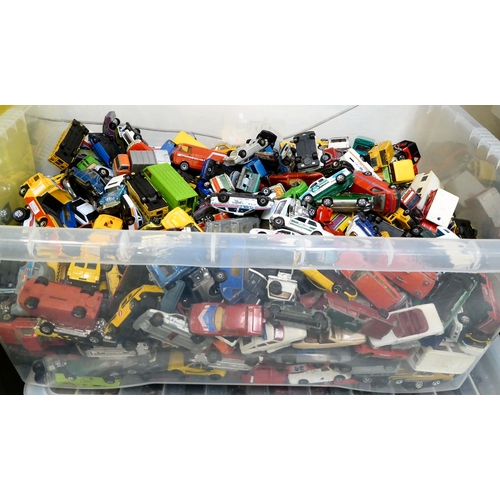 273 - Uncollated diecast model vehicles, mainly Matchbox sports cars