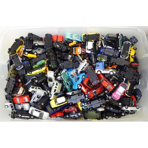 279 - Uncollated diecast model vehicles, mainly sports cars by Maisto; and Made in China examples