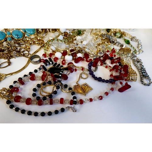 29 - Costume jewellery: to include clear and coloured bead necklaces