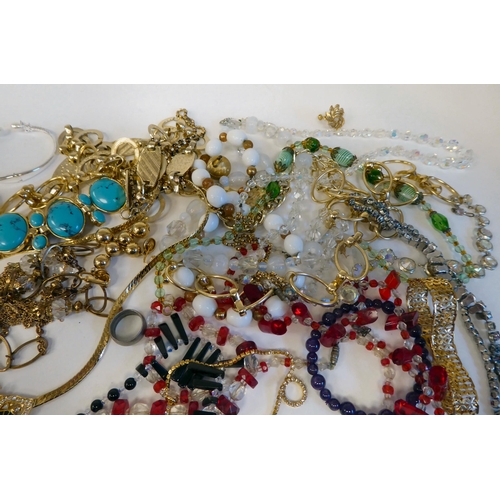 29 - Costume jewellery: to include clear and coloured bead necklaces