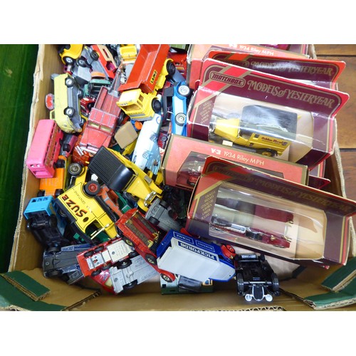 153 - Diecast model vehicles  some boxed: to include several examples by Models of Yesteryear