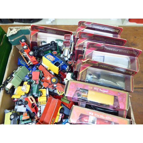 153 - Diecast model vehicles  some boxed: to include several examples by Models of Yesteryear