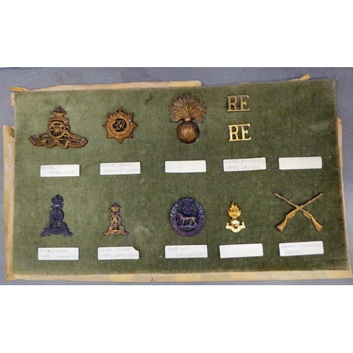 13 - Military collectables and ephemera: to include a Great War bronze memorial plaque for one Arthur Sam... 