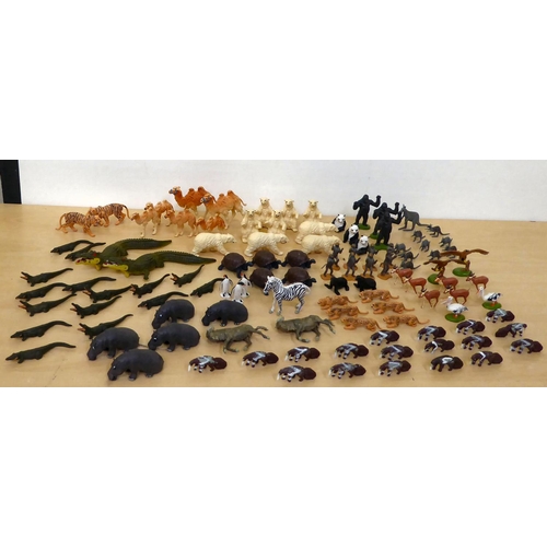 236 - Britains and other plastic zoo and wildlife animal models