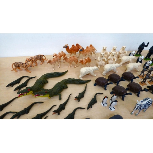 236 - Britains and other plastic zoo and wildlife animal models