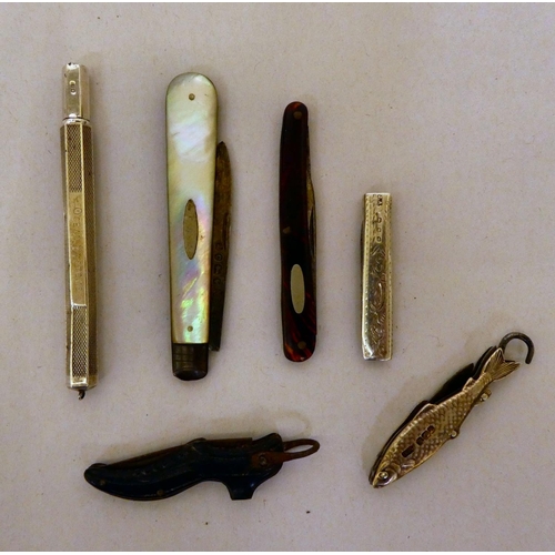 241 - Silver items: to include a fruit knife with a mother of pearl handle