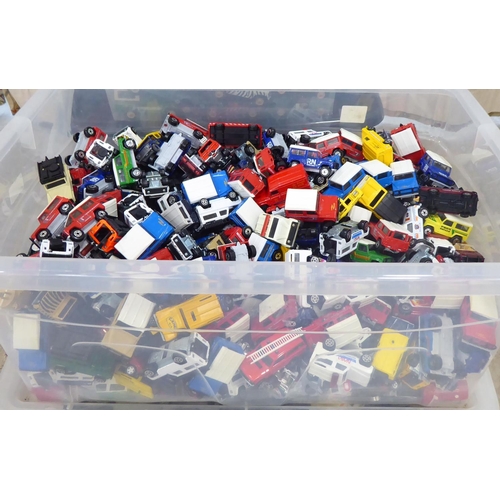 313 - Diecast model vehicles, mainly Matchbox Land Rover