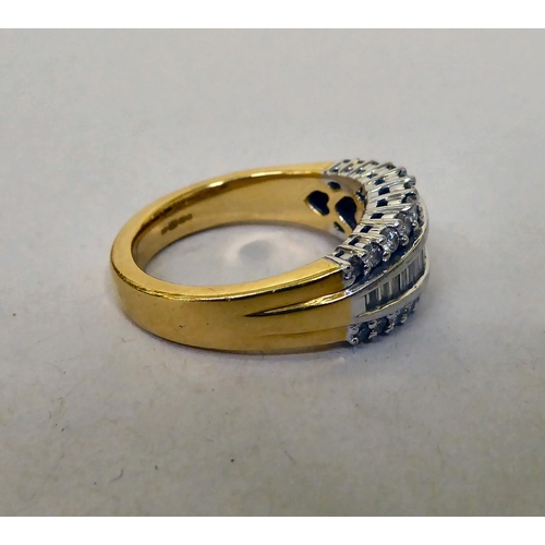 338 - An 18ct gold, diamond set ring