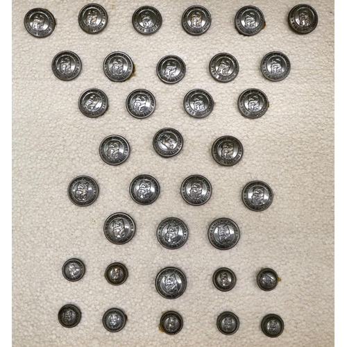 7 - Uncollated variously branded, loose military buttons(Please Note: this lot is subject to the stateme... 