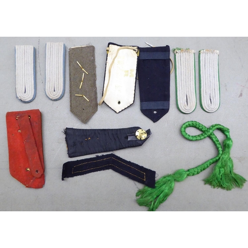 8 - Mainly fabric, military related collectables: to include a Royal Air Force Police armband(Please Not... 