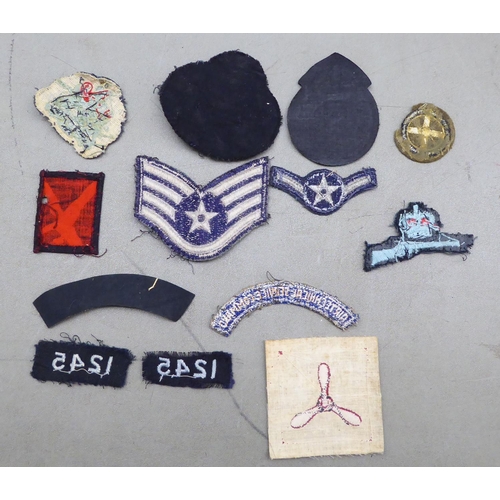 8 - Mainly fabric, military related collectables: to include a Royal Air Force Police armband(Please Not... 