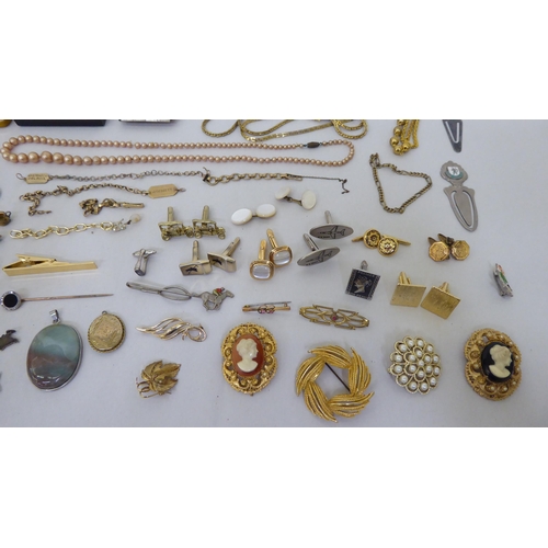 114 - Items of personal ornament: to include cufflinks; brooches; and bracelets