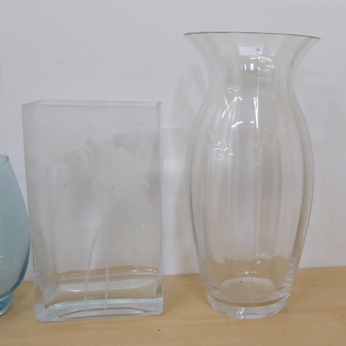 126 - Art glass collectables, mainly vases  largest 14