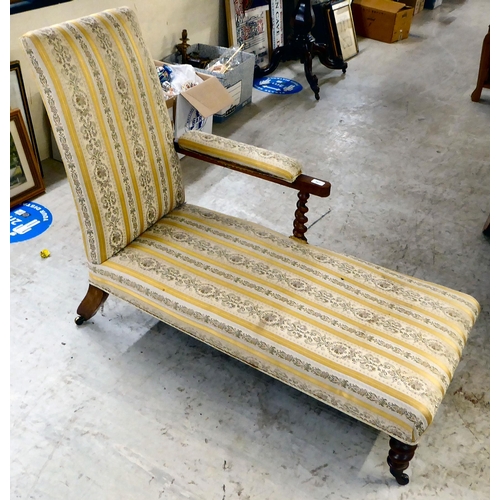 307 - An Edwardian mahogany showwood framed chaise longue with later two-tone, floral patterned fabric uph... 