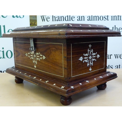 327 - A 20thC bone inlaid rosewood jewellery box, decorated with floral designs  8.5