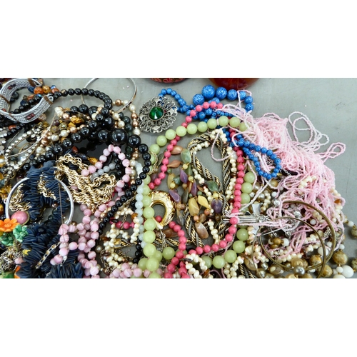 341 - Costume jewellery: to include coloured bead necklaces