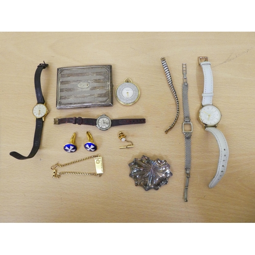 81 - Costume jewellery and items of personal ornament: to include necklaces; and a white metal cigarette ... 