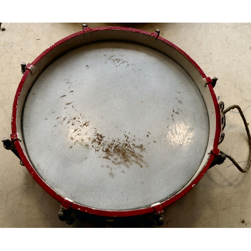 131 - Three similar mid 20thC German snare drums, one by Lefima  15