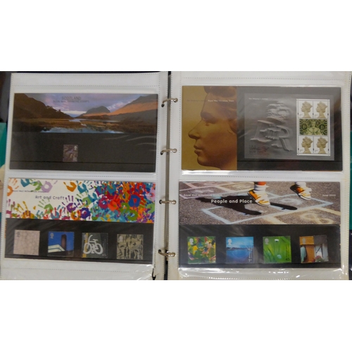 220 - Uncollated postage stamps, mostly Commemorative presentation packs and booklets