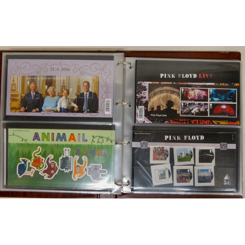 229 - Royal Mail Commonwealth presentation packs