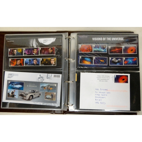 229 - Royal Mail Commonwealth presentation packs