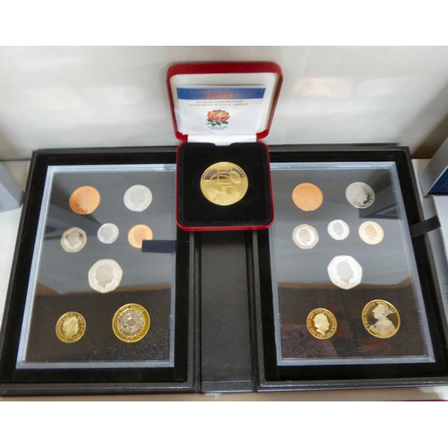 262 - Proof collector's coins: to include a 2002 Commonwealth Games set