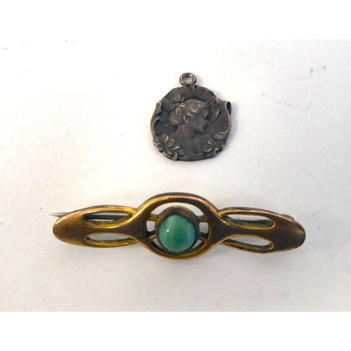 300 - Art Nouveau jewellery, viz. a yellow metal and turquoise set brooch; a white metal and paste set pen... 