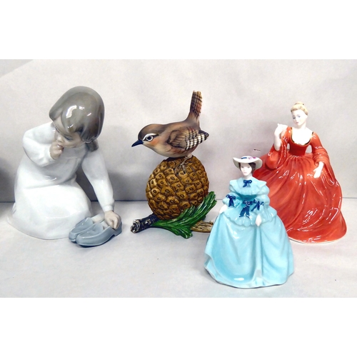 307 - Ceramics: to include a Royal Doulton china musical figure, 'The Snowman'  8